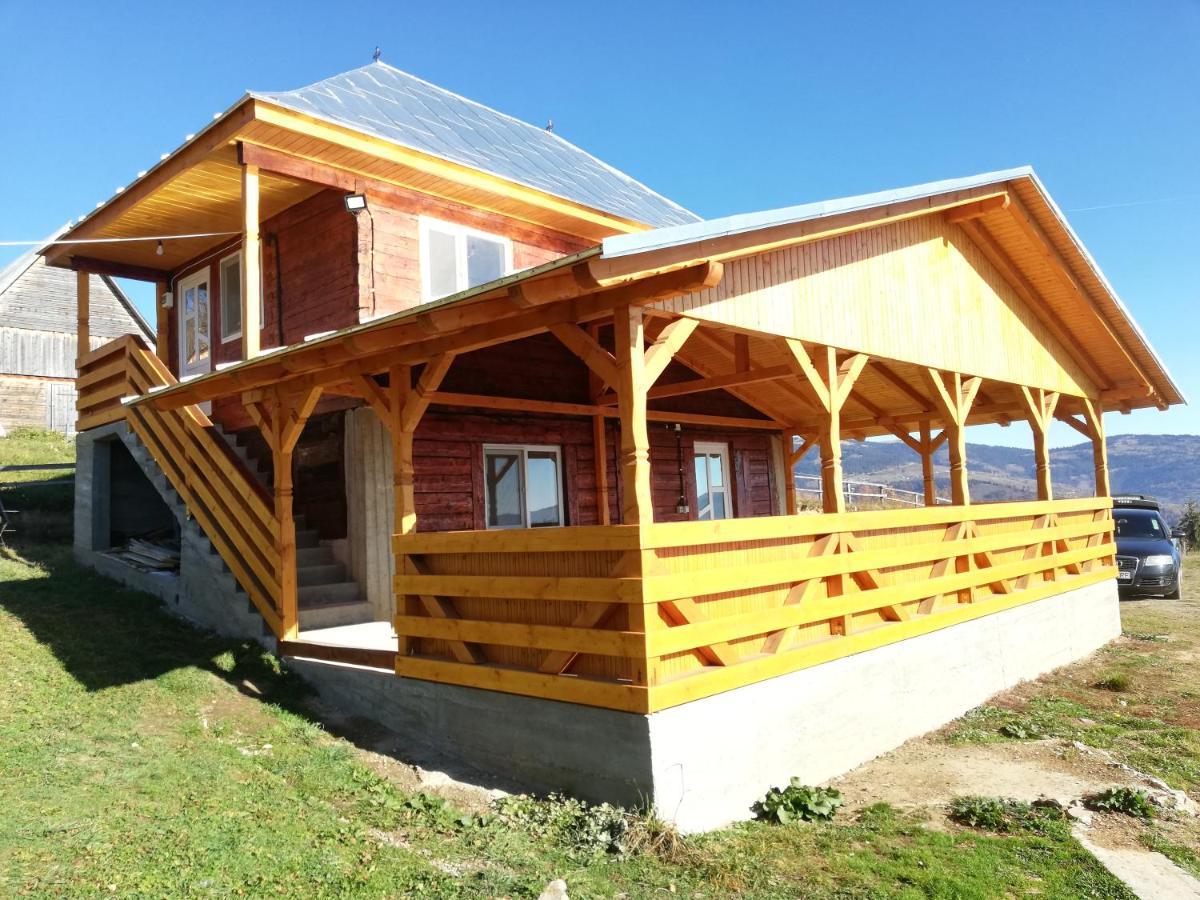 Cabana Trif Arada Exterior foto